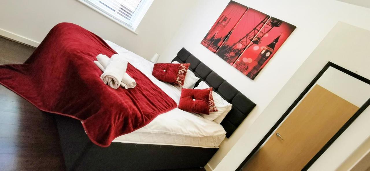 J Quarter - Sleeps 5 Long Term & Families Comfortably, 4 Beds, 2 Bathrooms Birmingham Kültér fotó