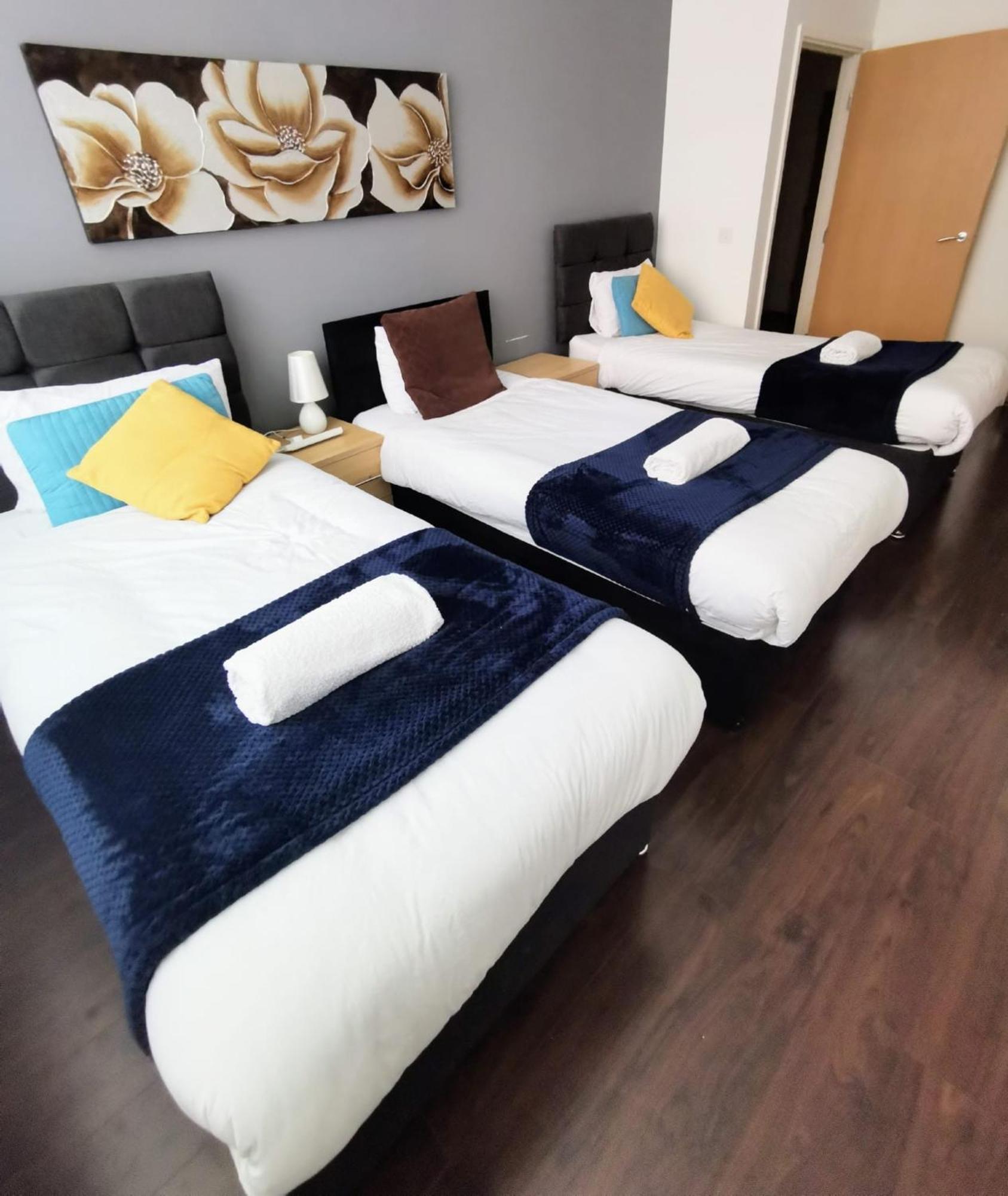 J Quarter - Sleeps 5 Long Term & Families Comfortably, 4 Beds, 2 Bathrooms Birmingham Kültér fotó